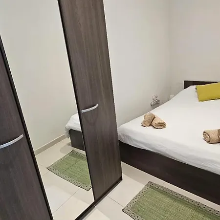 Seashells 1 Min To Seafront & Sliema * Gzira