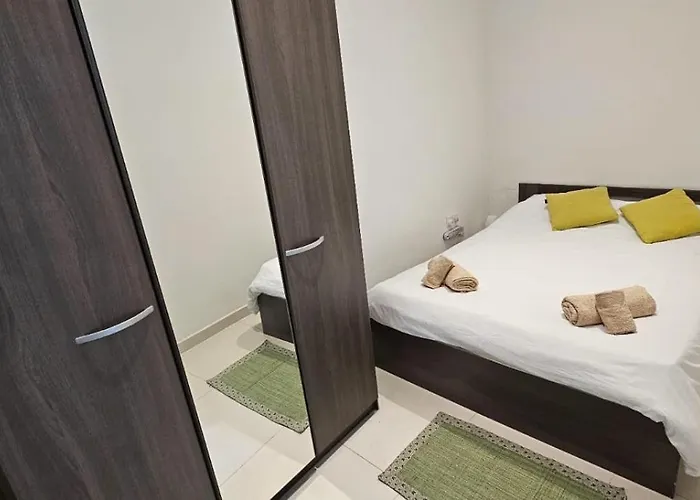 Seashells 1 Min To Seafront & Sliema * Gżira