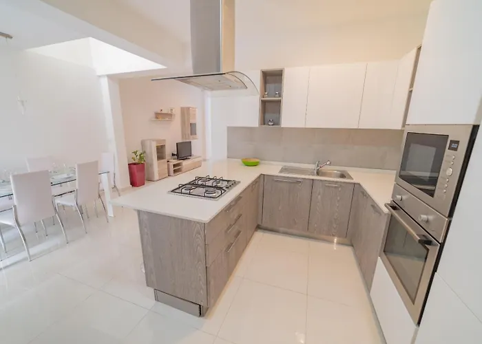 Apartman Seashells 1 Min To Seafront & Sliema *